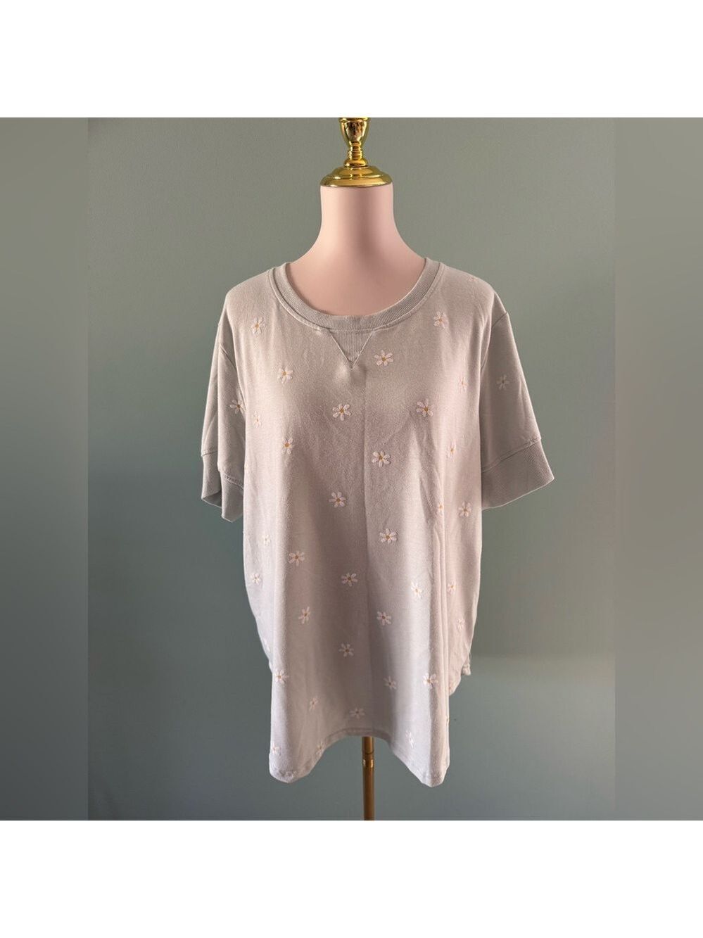 Jane and Delancey Light Green Boxy Embellished Tee 1X